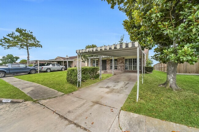 Photo - 10987 Fairland Dr