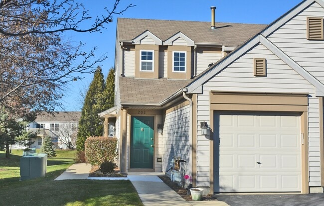 Building Photo - 2527 Sheehan Dr Unit 202