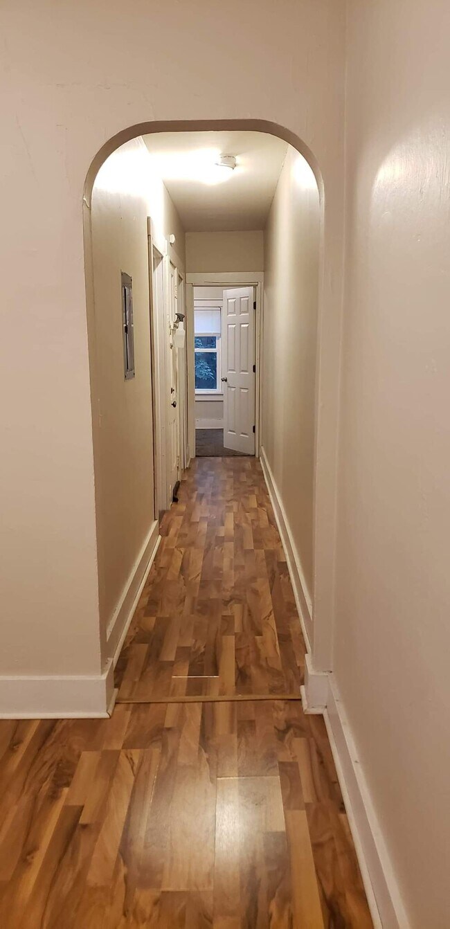 Photo - 4 plex Unit 608-5