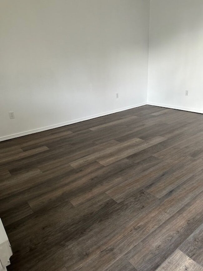 Photo - 4413 Circle Pl NE Unit 1