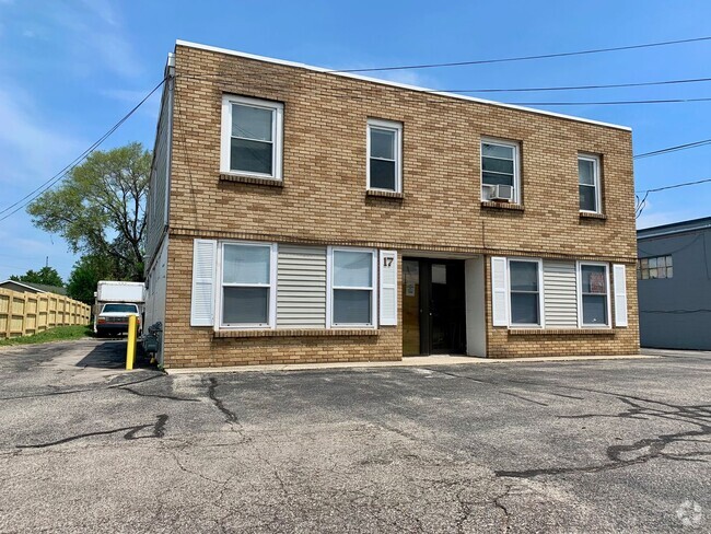 Building Photo - 17 52nd St SE Unit 17 52nd #1 Rental