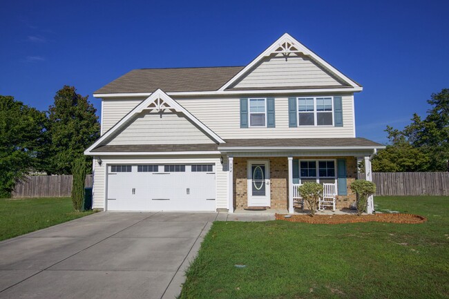 4 Bedroom, 2.5 Bathroom Home in Aberdeen, NC - 4 Bedroom, 2.5 Bathroom Home in Aberdeen, NC