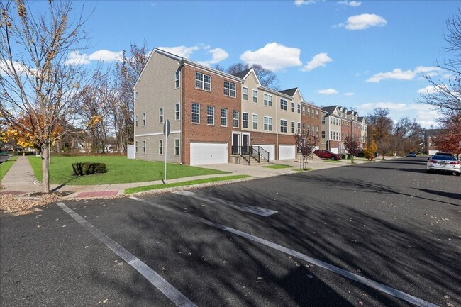 Photo - 1 Creekside Wy