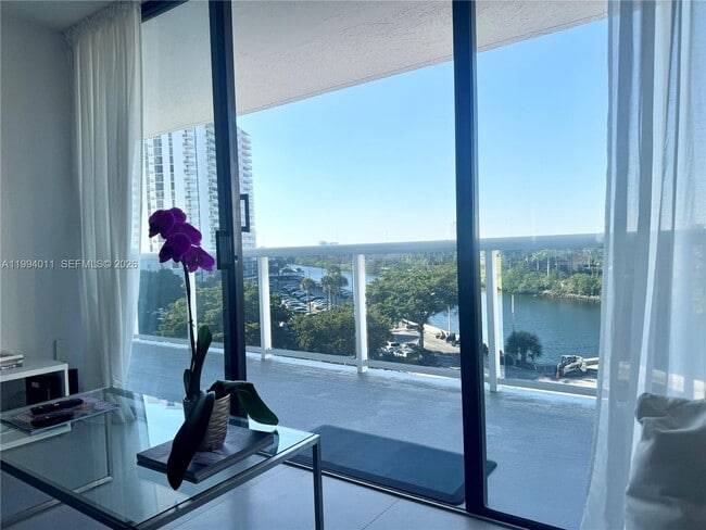 Photo - 20505 E Country Club Dr Unit 531