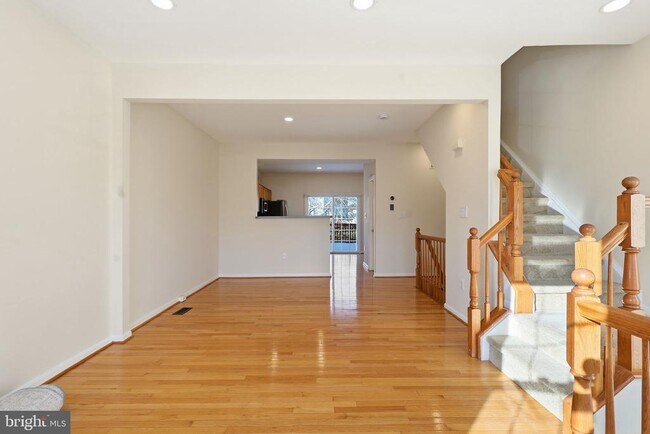 Photo - 12212 Densmore Ct