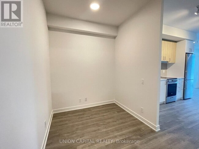 Photo - 50 Upper Mall Wy Unit 1403
