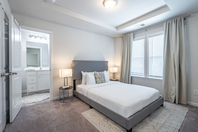 Photo - 290 Mahone Dr Unit SI ID1605318P