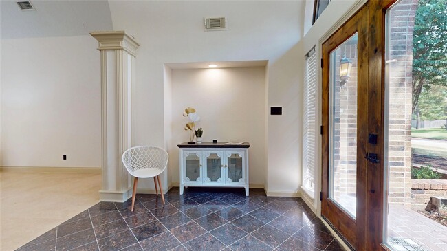 Photo - 22010 Rockchester Dr