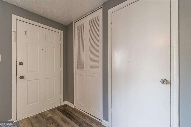 Photo - 806 Houndstooth Trail NW