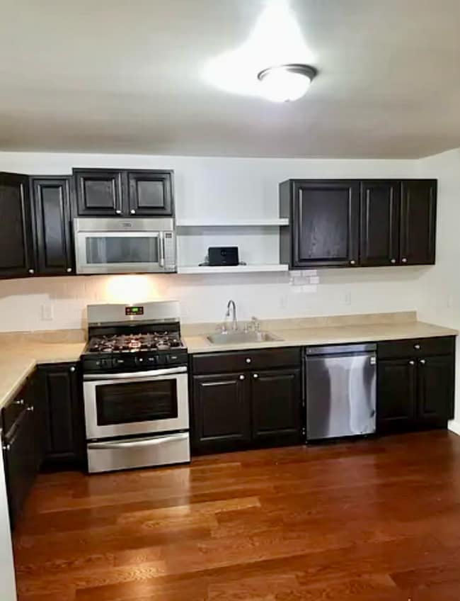 245 Washington St Unidad 2nd Floor