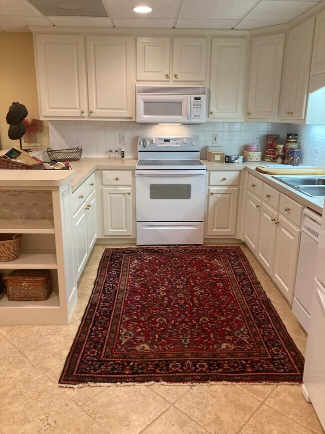 Building Photo - 68 Westwood Cir SW Unit Backman apt