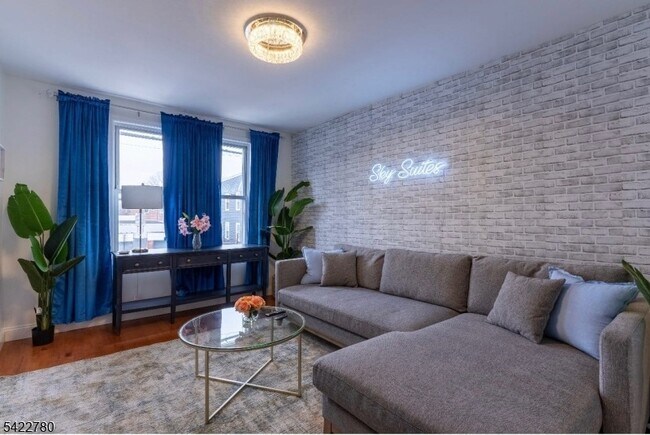 45 Highland Ave Unidad 1