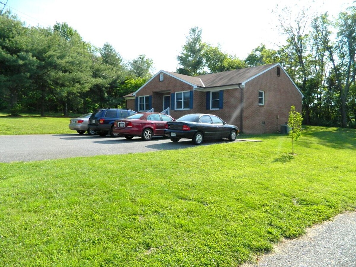 Photo - 901-903 Old Graves Mill Road Unit 901