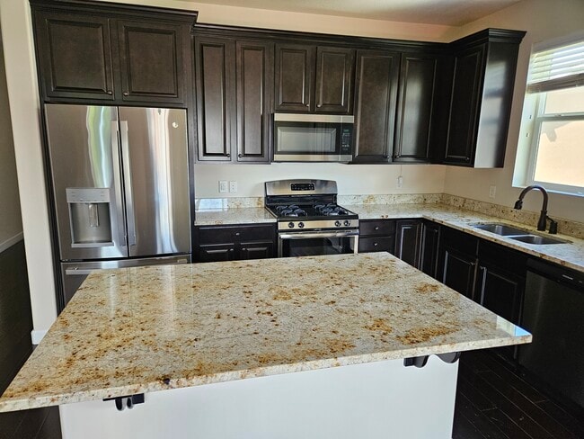 Photo - 571 S 360 East Cir