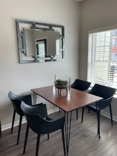 ROSSVILLE FLATS LLC - ROS
