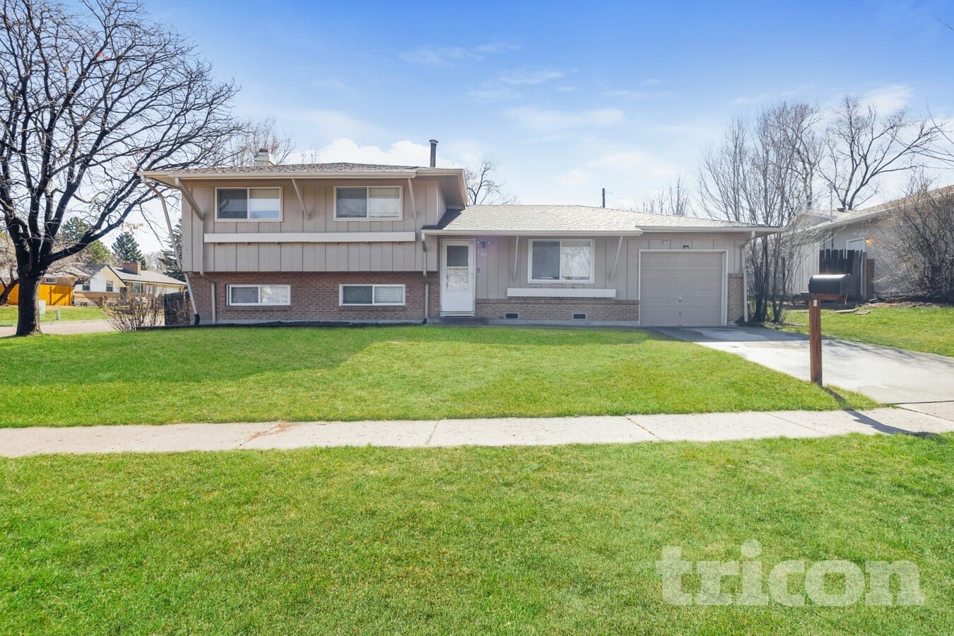 Photo - 1303 Rushmore Dr