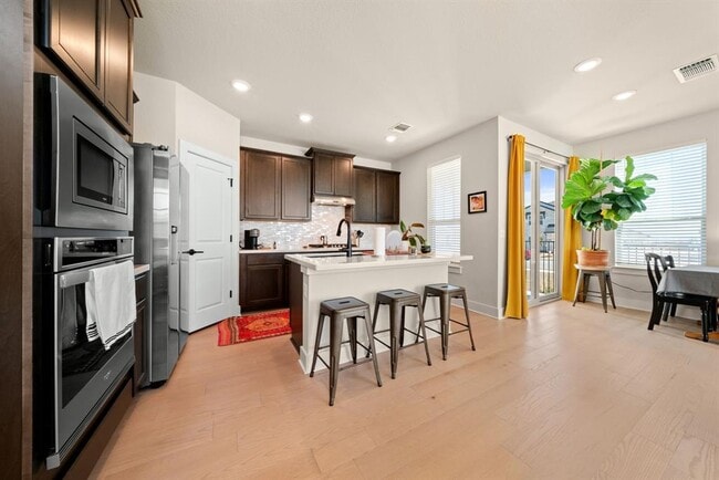 Photo - 8417 Laughlin Ln