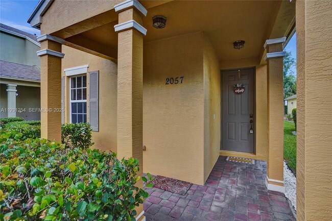 Photo - 2057 SE Avon Park Dr