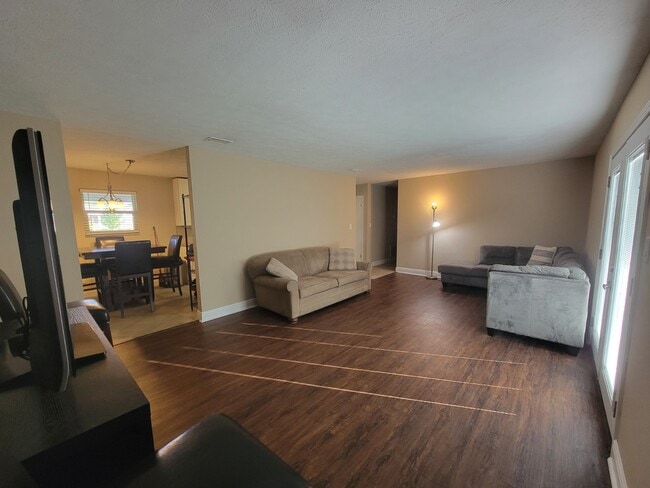 Photo - 3136 Lawton Ct