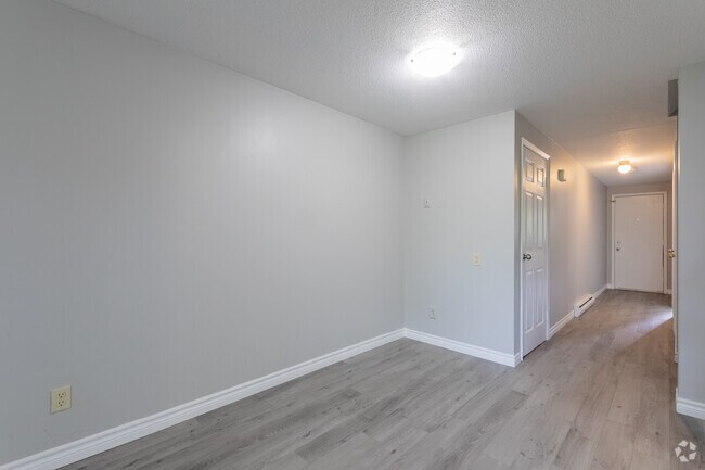 2BR, 1BA - 1,000SF - Dining Room - Brookside Park