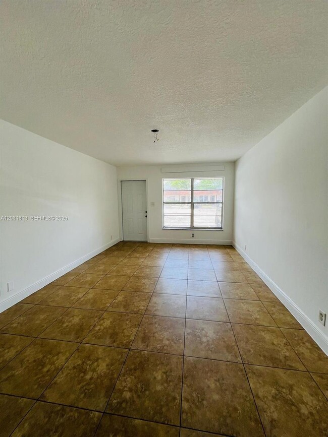 Photo - 7701 SW 10th Ct Unit 1A