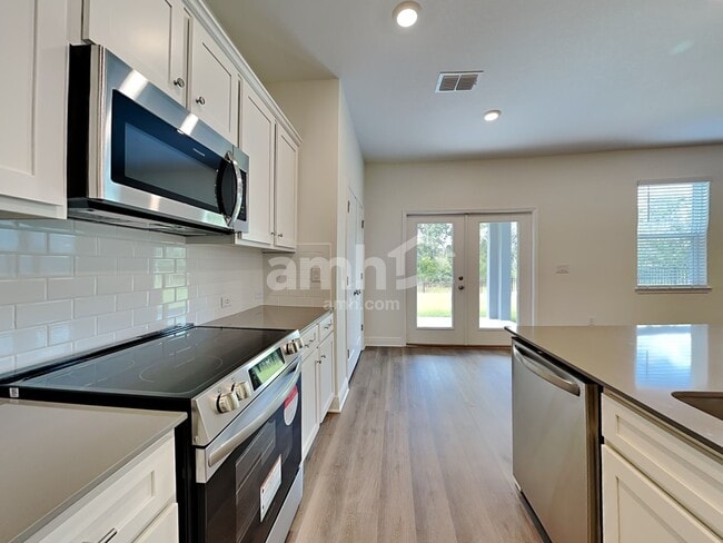 Photo - 27154 St Andrews Ave