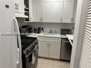 Photo - 1205 Mariposa Ave Unit 212