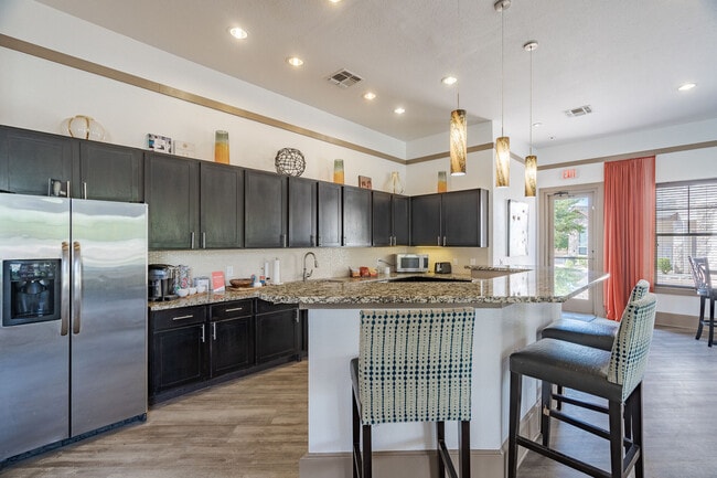 Tradewinds Apartments