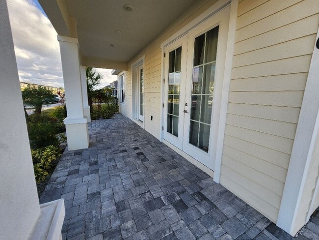 Photo - Venetian Bay Home in the Palms