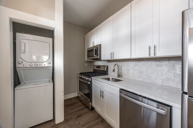 Photo - 6513 N Newgard Ave Unidad 1B