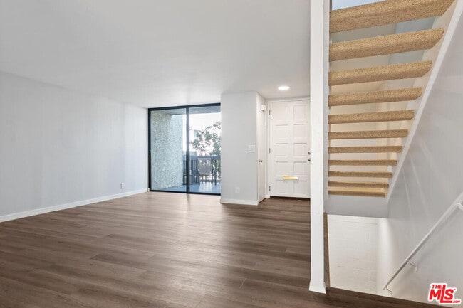 29239 Heathercliff Rd Unit 12