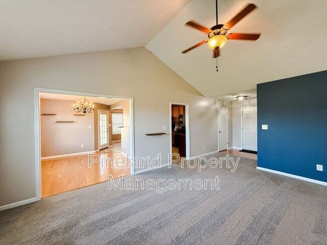 Photo - 1904 Yellowbrick Rd