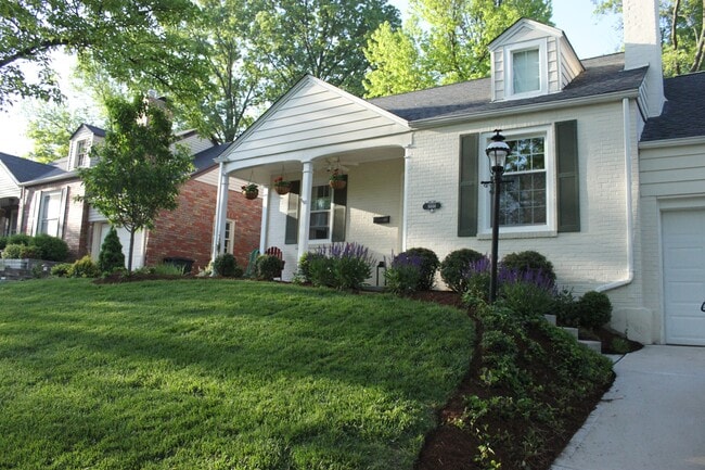 Front of house - 8666 Rosalie Ave