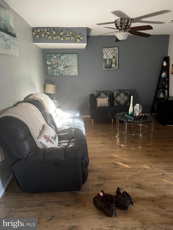 Photo - 8259 Cedar Landing Ct