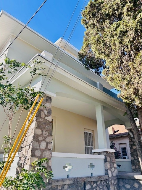 Building Photo - 709 Yandell Dr Rental