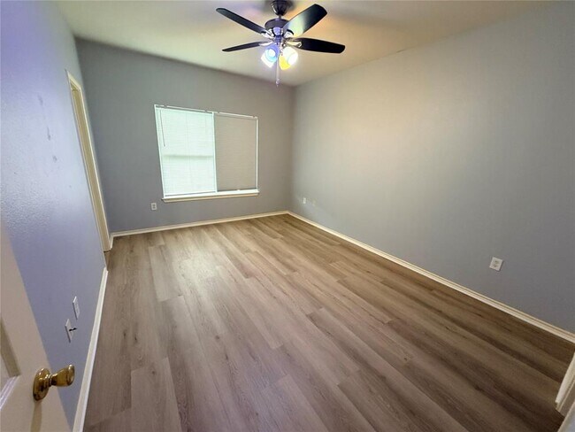 Photo - 508 Tablerock Cir