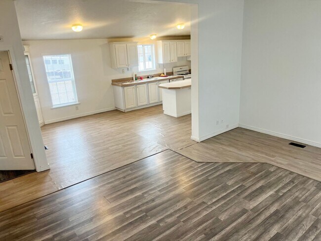 Photo - Beautiful Home in Excellent Herriman Location!
