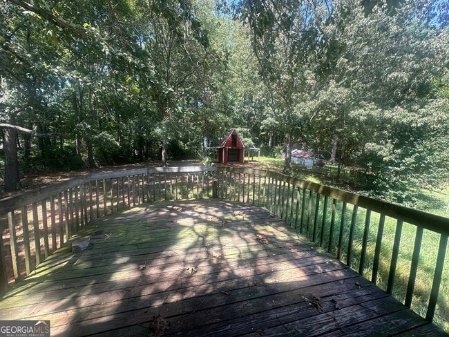 Photo - 253 Whitney Ln