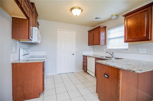 Photo - 1604 SW Thorton St