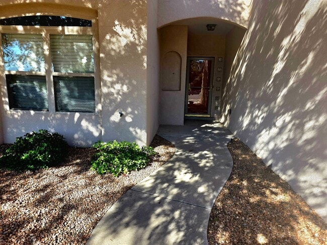 Photo - 3-Bedroom, 2-Bathroom Home in Desirable Fa...