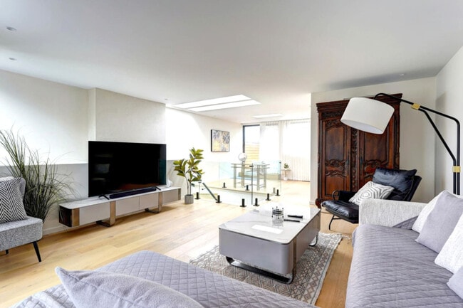 Photo - 1281 Rue Rachel E Unit SI ID1061592P