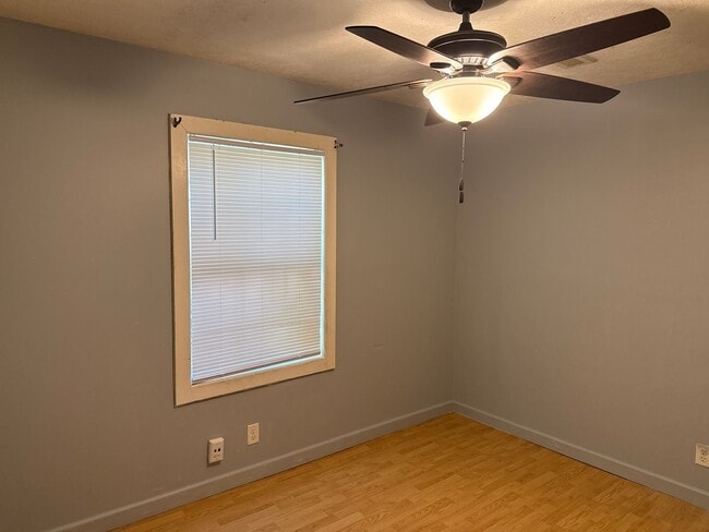 Photo - Cozy 2 bedroom remodeled home