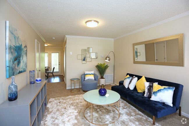 2BR,1.5BA-Townhome - Summers Run