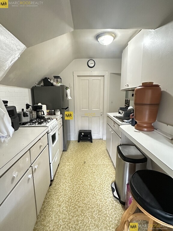 Photo - 18 Quint Ave