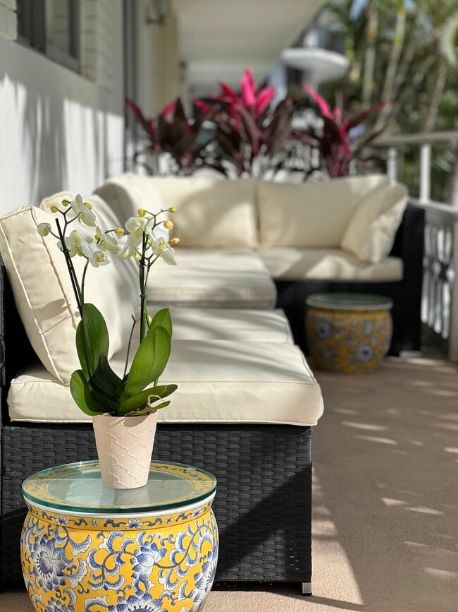 Photo - 139 Sunrise Ave Unidad 204