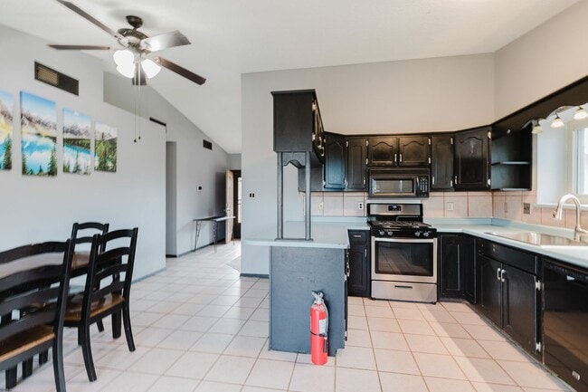 Photo - 4 Bedroom, 2 Bath house with New Carpet