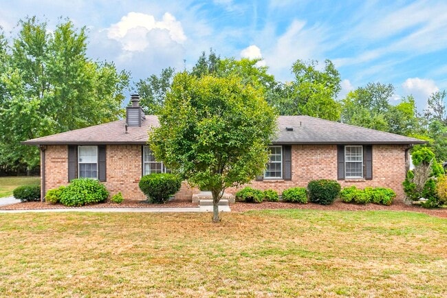 136 Creekwood Ln