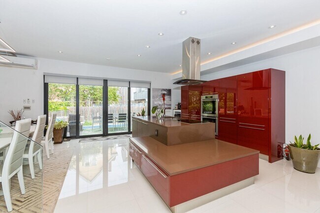 Photo - 96 Columbia Terrace Unidad 1