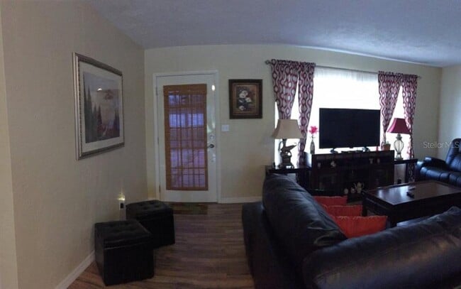 Photo - 3680 Whiting Dr SE