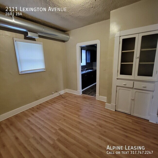 Photo - 2111 Lexington Ave